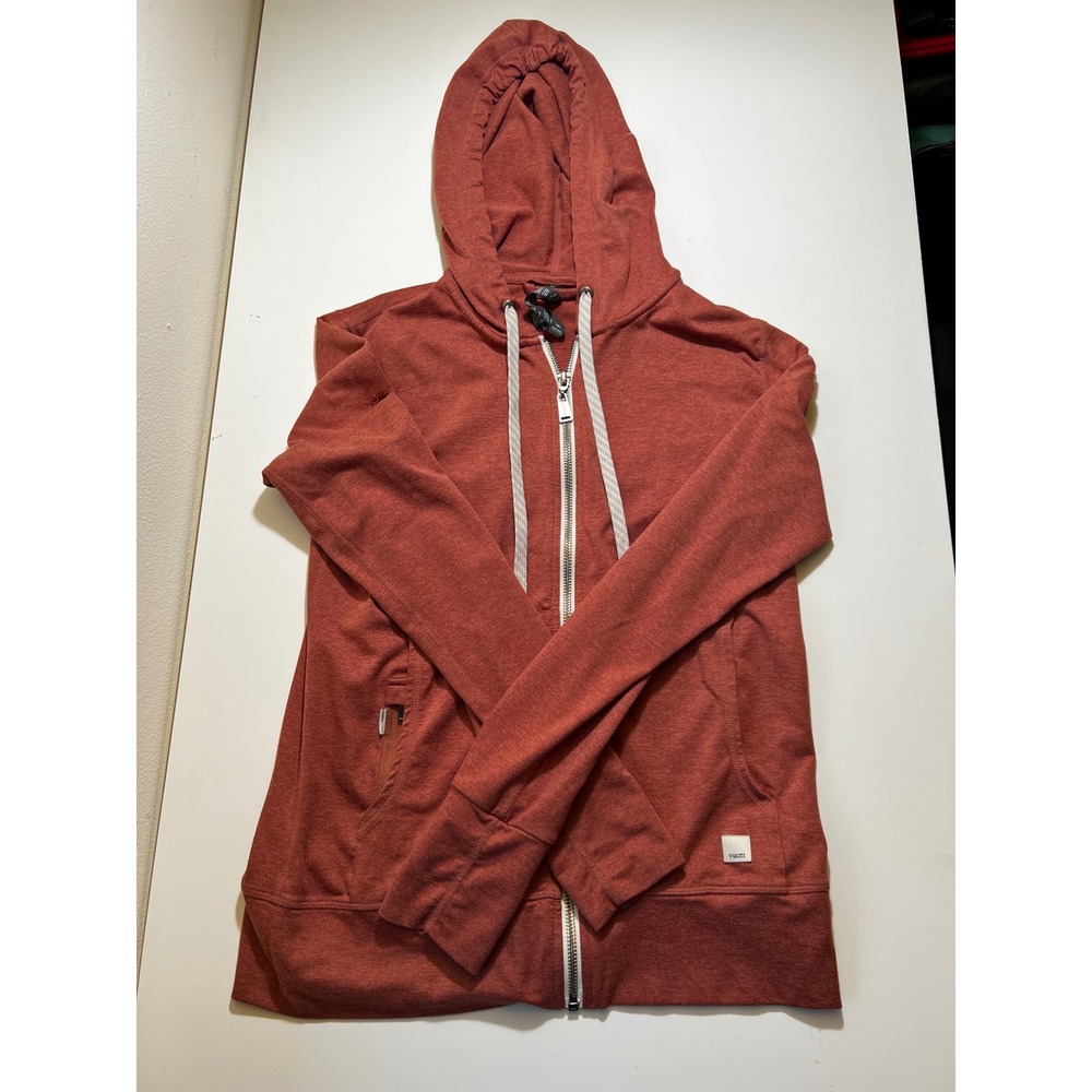 Vuori Womens Halo Performance Hoodie 2.0 XS Brick Red DreamKnit Full Zip Up